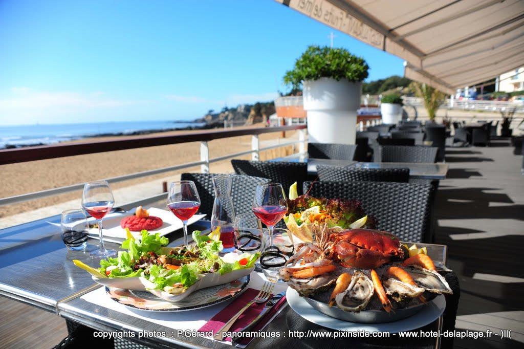 Best Western Hotel De La Plage Saint Marc Sur Mer Ресторан фото